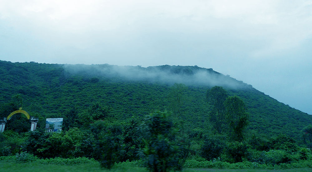 Read more about the article BIHARINATH – in the middle of the greenery, the hills of Bankura