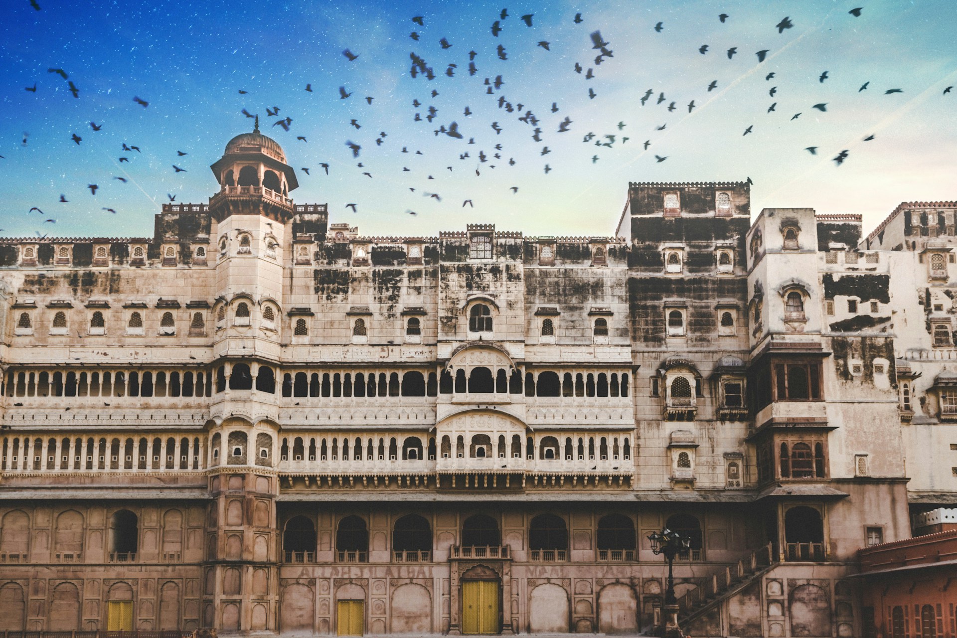 Read more about the article Majestic Odyssey: The Grand Heritage Tour of Royal Rajasthan