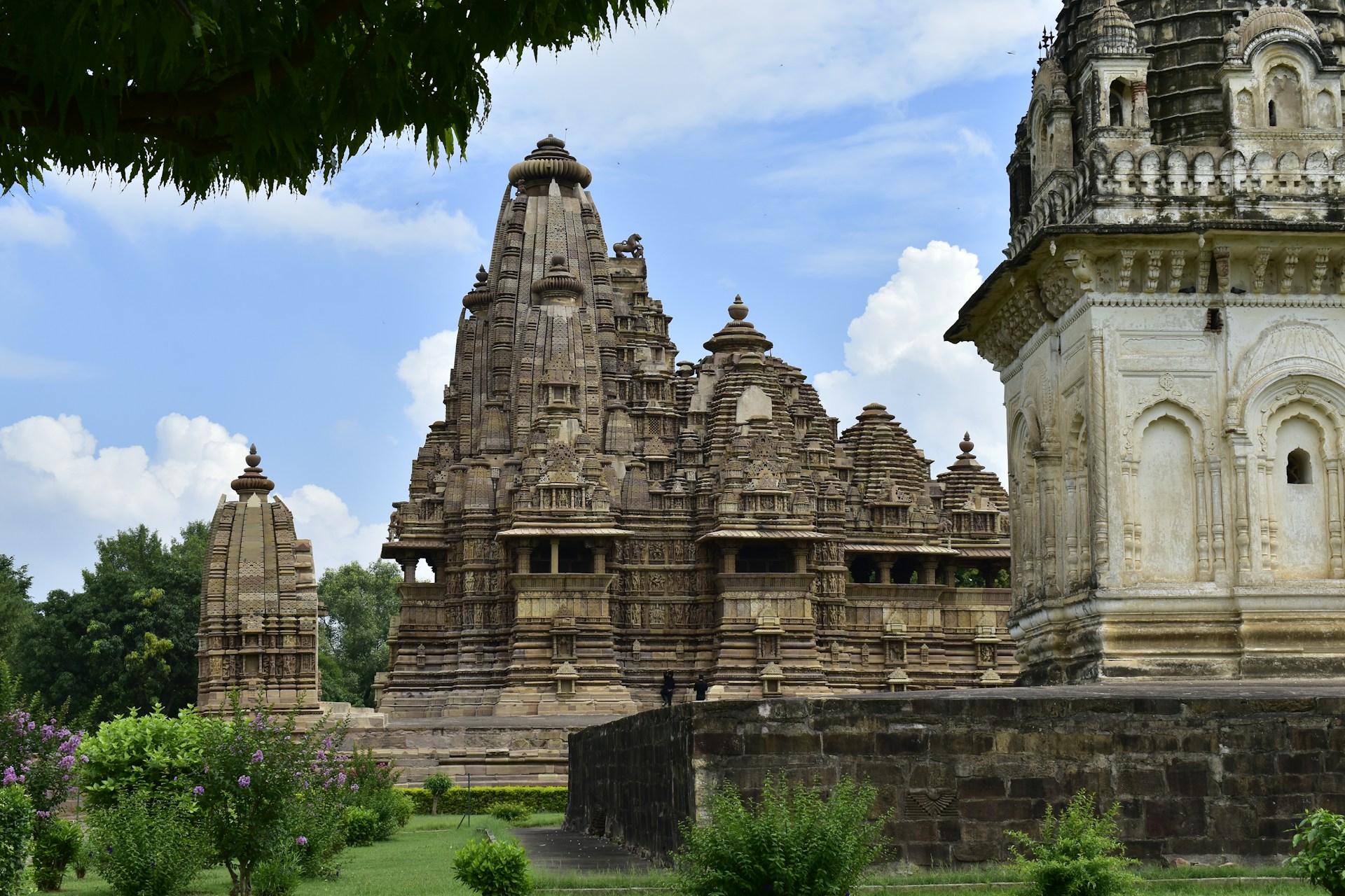 Read more about the article A Heritage and Wilderness Tour of Central India—Madhya Pradesh